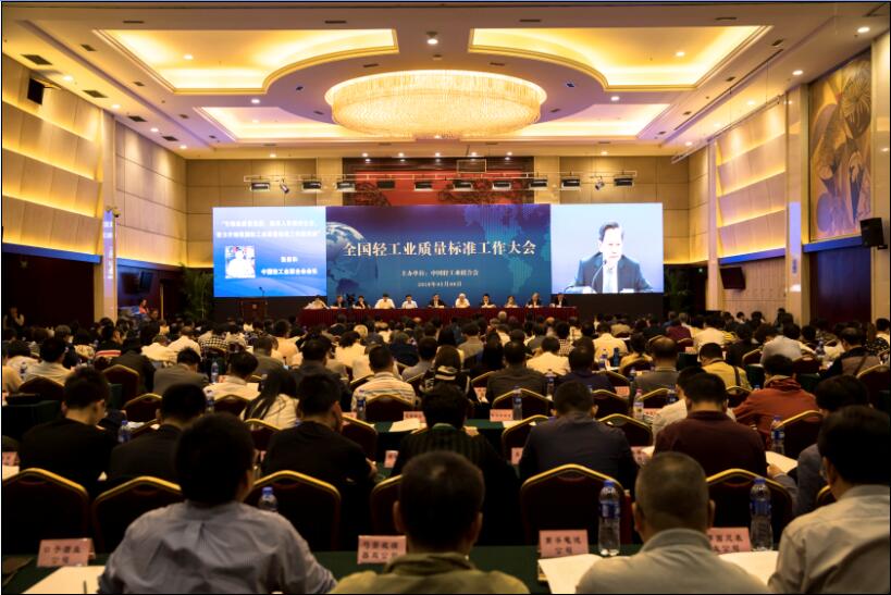 C:\Documents and Settings\Administrator\桌面\張講話.jpg