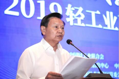 C:\Documents and Settings\Administrator\桌面\輕工業(yè)要強科技優(yōu)生態(tài)高質量發(fā)展\QQ截圖2張崇和講話.jpg