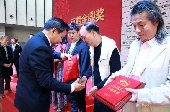 C:\Documents and Settings\Administrator\桌面\2019百鶴杯評(píng)選結(jié)果\QQ截圖1.jpg