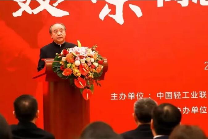 C:\Documents and Settings\Administrator\桌面\聶廣榮先進(jìn)事跡報(bào)告會(huì)\圖片5.jpg